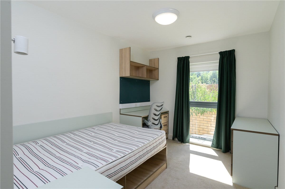 1 bedroom flat, Old Bakery Yard, Jews Lane BA2 - Let Agreed