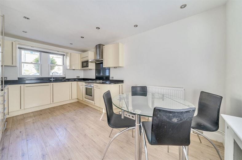 2 bedroom house, Circus Mews, Bath BA1