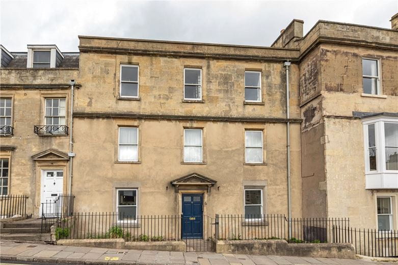 2 bedroom flat, Lansdown Road, Bath BA1
