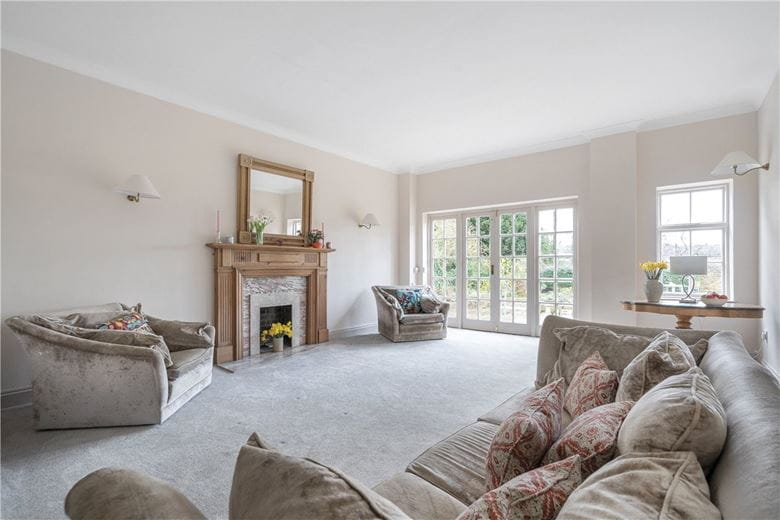 3 bedroom house, Church Street, Bathford BA1 - Available