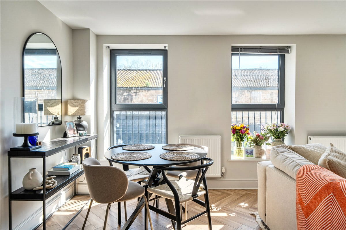 2 bedroom house, Westmoreland Road, Bath BA2