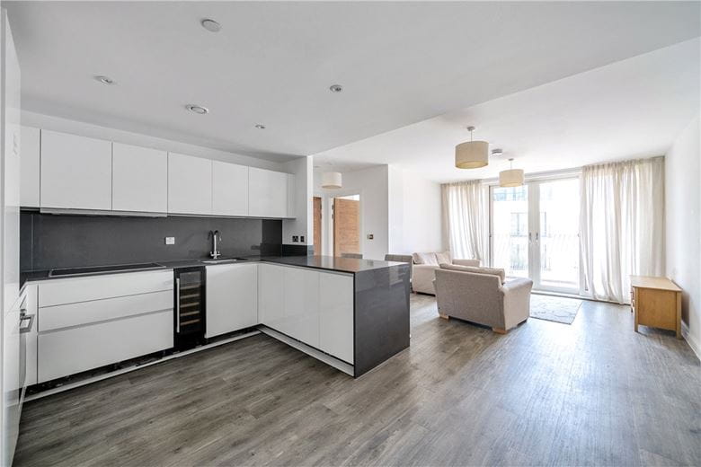 1 bedroom flat, Victoria Bridge Road, Bath BA2