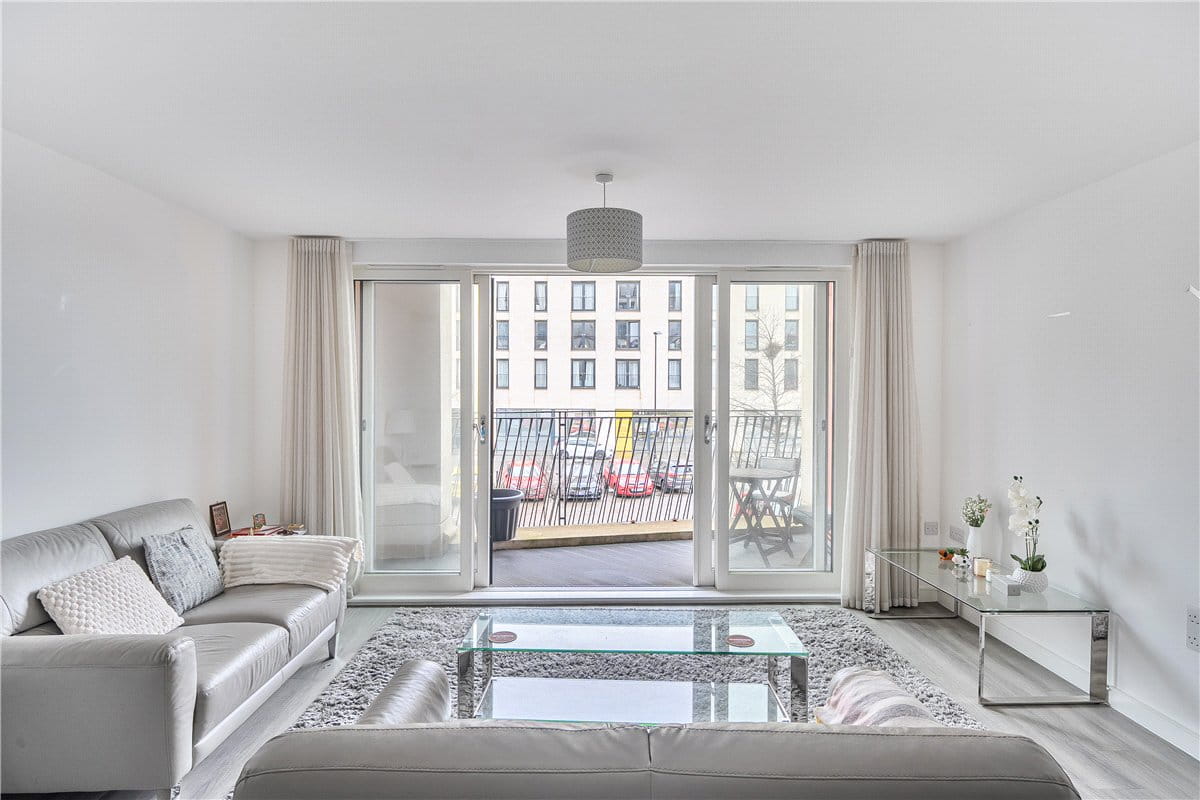 1 bedroom flat, Midland Road, Bath BA2