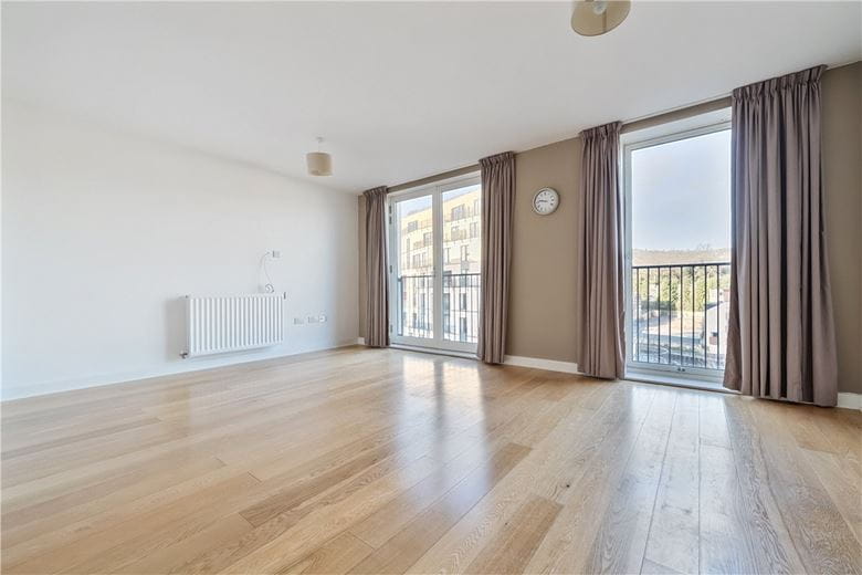 2 bedroom flat, Victoria Bridge Road, Bath BA2 - Let Agreed