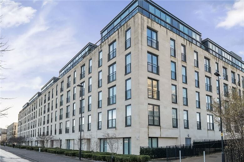 2 bedroom flat, Victoria Bridge Road, Bath BA2 - Let Agreed