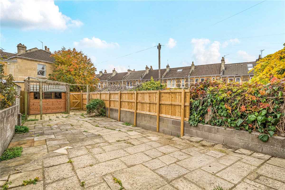3 bedroom house, King Edward Road, Bath BA2 - Available