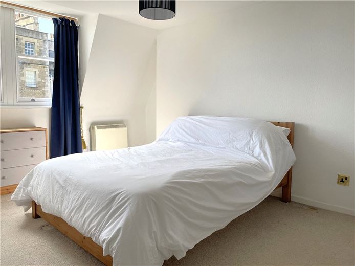 1 bedroom flat, Park View House, Brock Street BA1