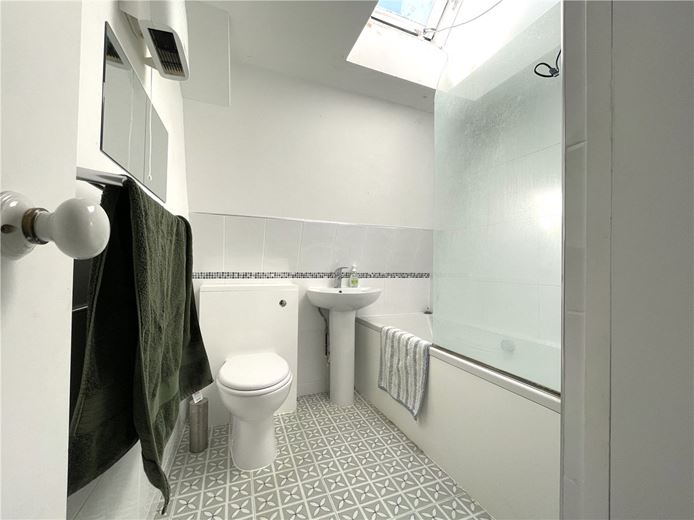 1 bedroom flat, Park View House, Brock Street BA1