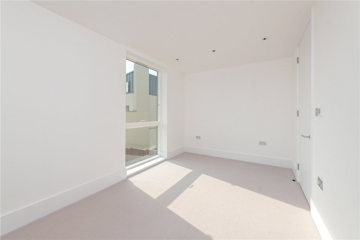 2 bedroom flat, Granville Court, Granville Road BA1