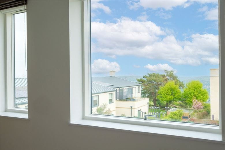 2 bedroom flat, Granville Court, Granville Road BA1 - Let Agreed