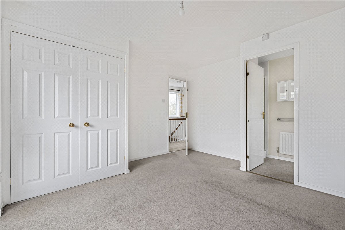 4 bedroom house, Butler Close, Kenilworth CV8 - Available