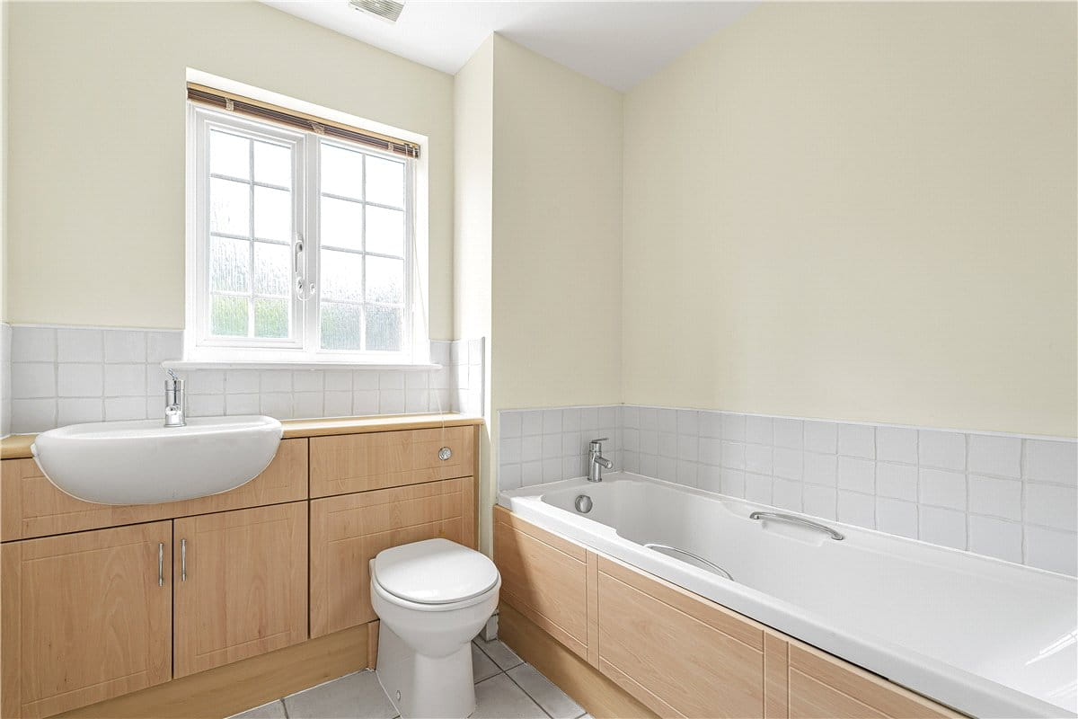 6 bedroom house, Arborfields Close, Kenilworth CV8 - Available