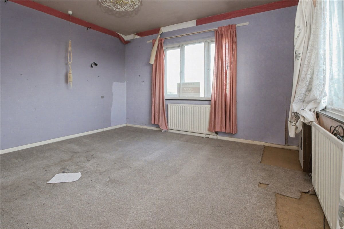 2 bedroom bungalow, Longthorpe Lane, Thorpe WF3 - Available