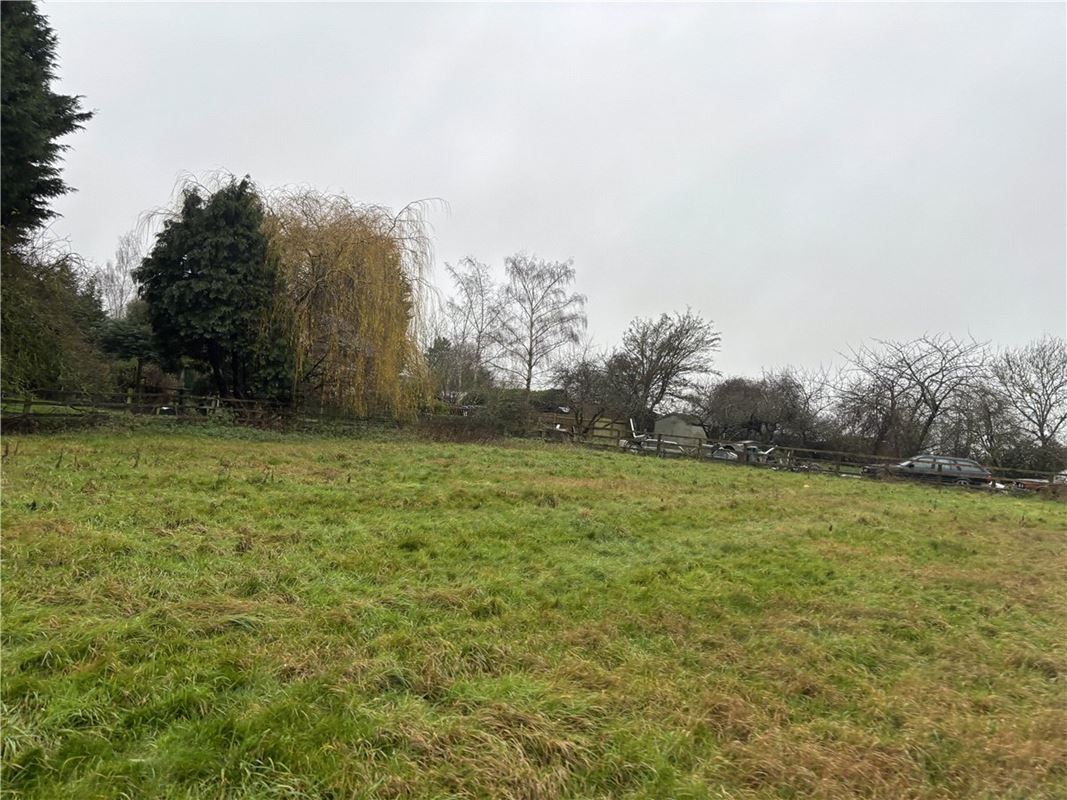 1.8 acres Land, Banbury Road, Finmere MK18 - Available