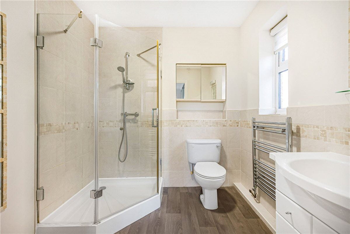 4 bedroom house, Putlowes Drive, Fleet Marston HP18 - Available