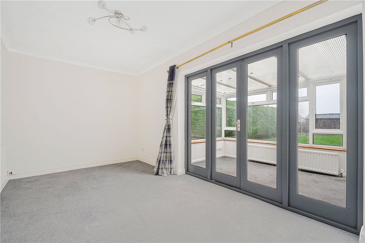 3 bedroom bungalow, Nash Lee Lane, Wendover HP22 - Available