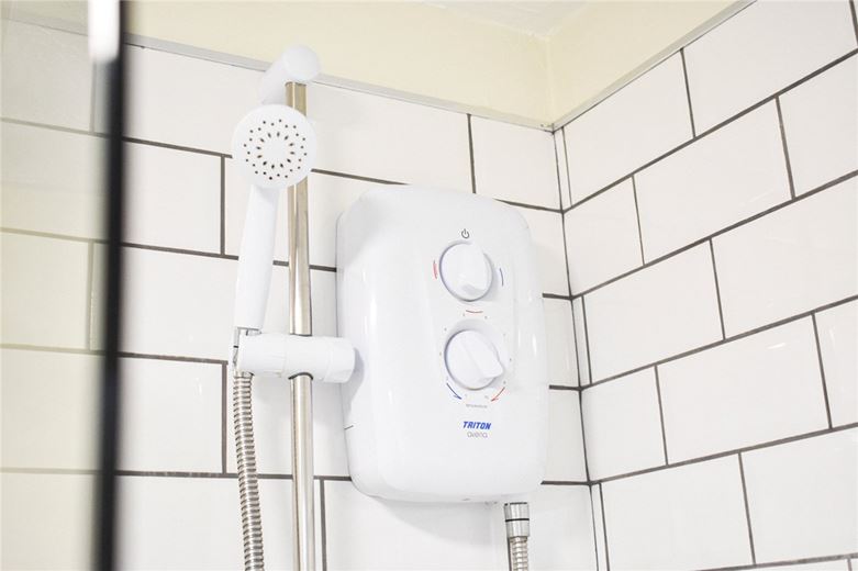 3 bedroom house, Burton Grove, Leighton CW1 - Let Agreed