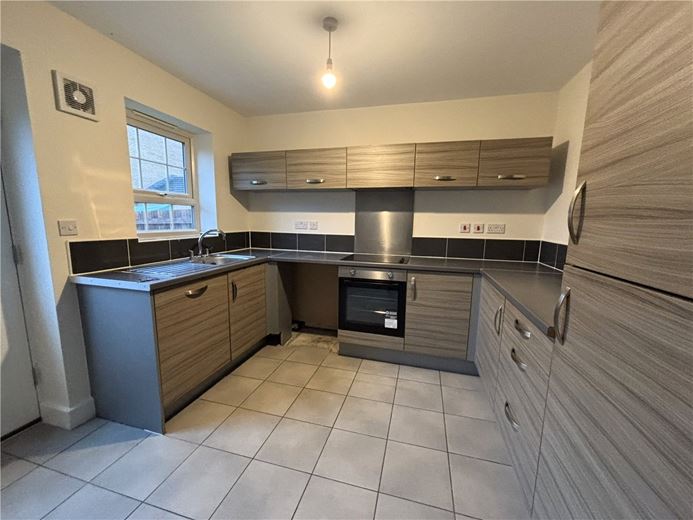 3 bedroom house, Comelybank Drive, Mexborough S64 - Available