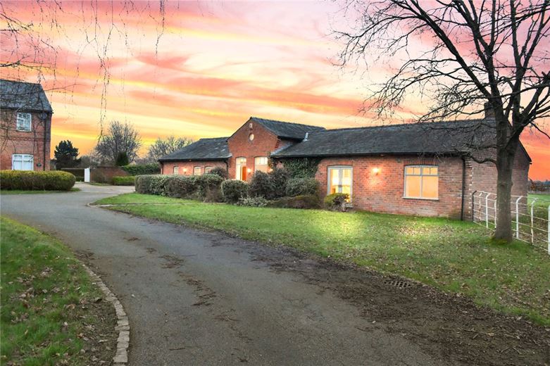 3 bedroom , Bowden View Lane, Mere WA16 - Under Offer