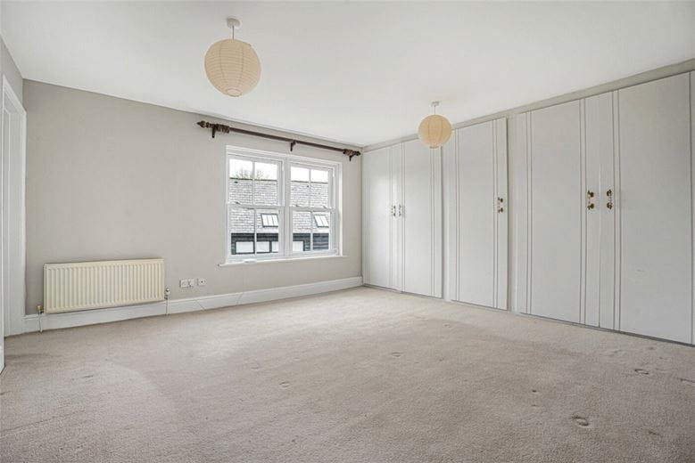 4 bedroom house, Cudsdens Court, Great Missenden HP16 - Available