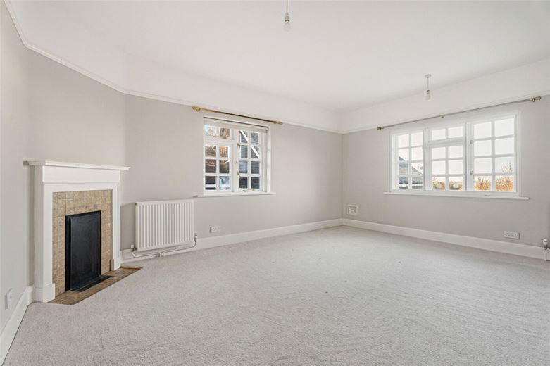 5 bedroom house, Ellesborough Road, Wendover HP22 - Let Agreed