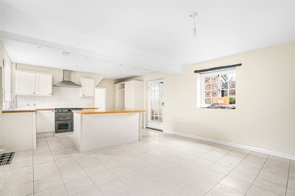  House, Aylesbury Road, Great Missenden HP16 - Let Agreed