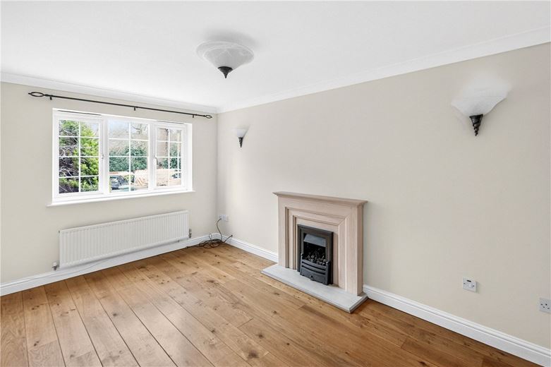 6 bedroom house, Arborfields Close, Kenilworth CV8 - Available