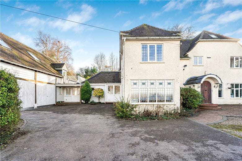 6 bedroom house, Ellesborough Road, Wendover HP22 - Let Agreed