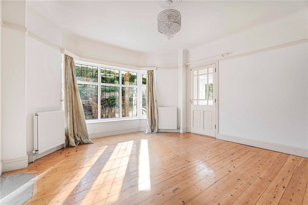 6 bedroom house, Ellesborough Road, Wendover HP22 - Let Agreed