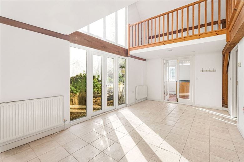 6 bedroom house, Ellesborough Road, Wendover HP22 - Let Agreed