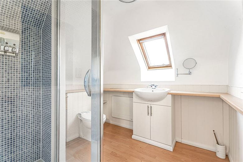 6 bedroom house, Ellesborough Road, Wendover HP22 - Let Agreed