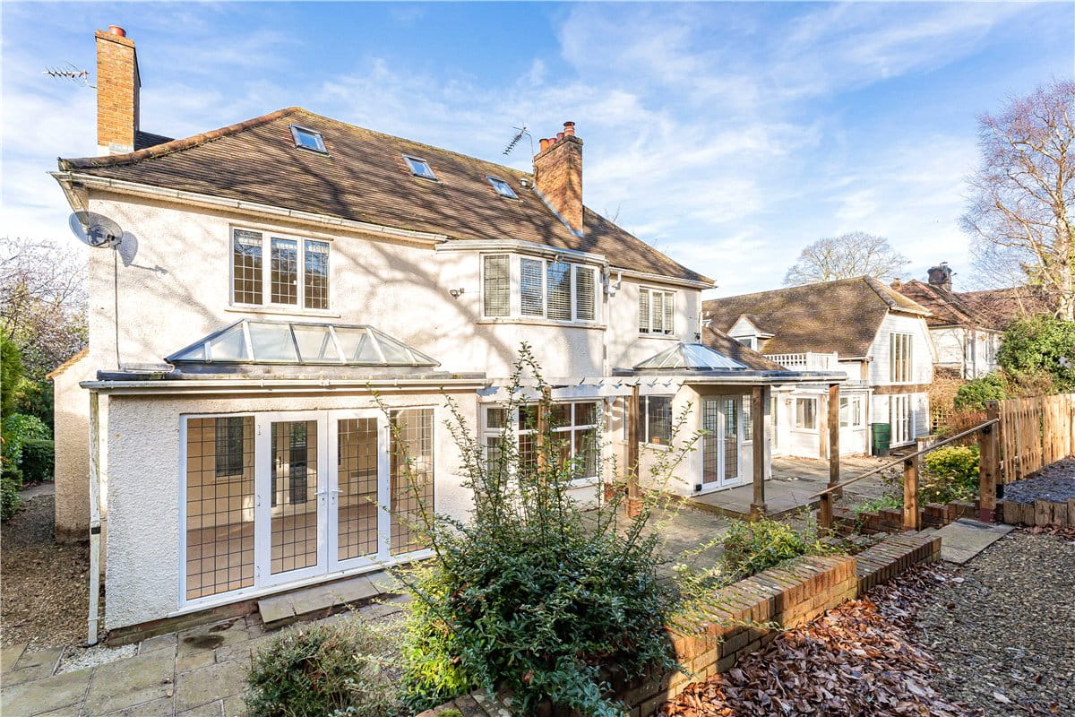 6 bedroom house, Ellesborough Road, Wendover HP22 - Let Agreed