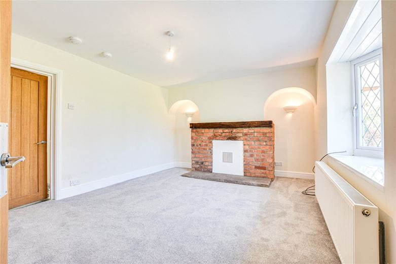 3 bedroom house, Nantwich Road, Minshull Vernon CW10 - Available