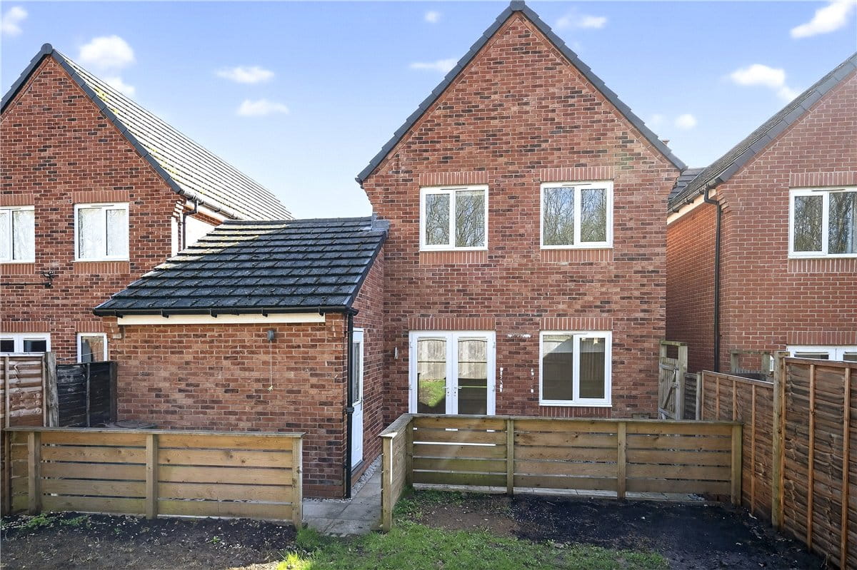 3 bedroom house, Windsor Way, Measham DE12 - Let Agreed