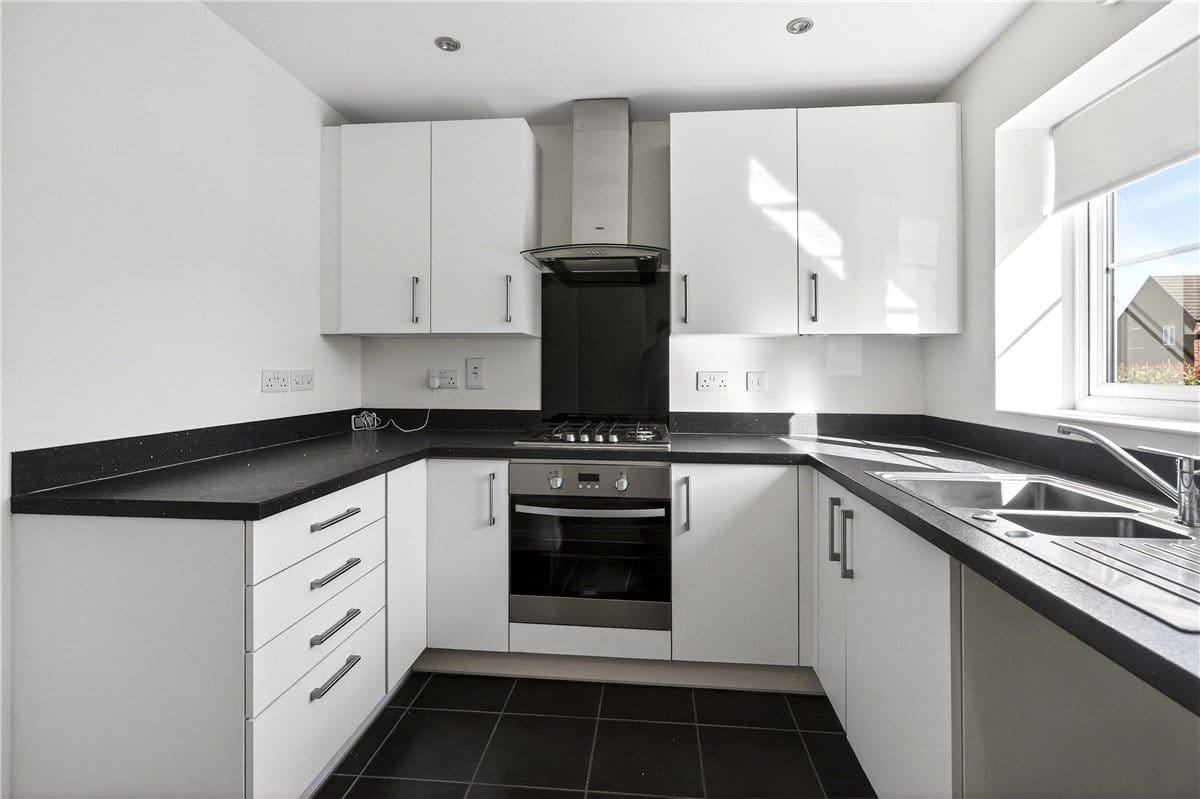 3 bedroom house, Windsor Way, Measham DE12 - Let Agreed