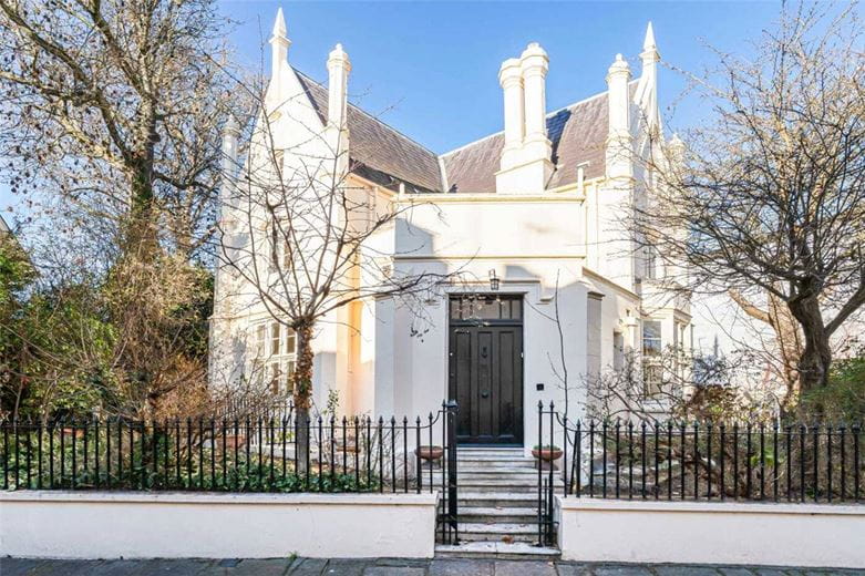 4 bedroom house, Park Village West, London NW1 - Available