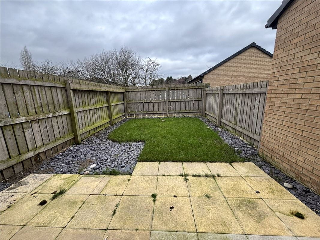 3 bedroom house, Comelybank Drive, Mexborough S64 - Available