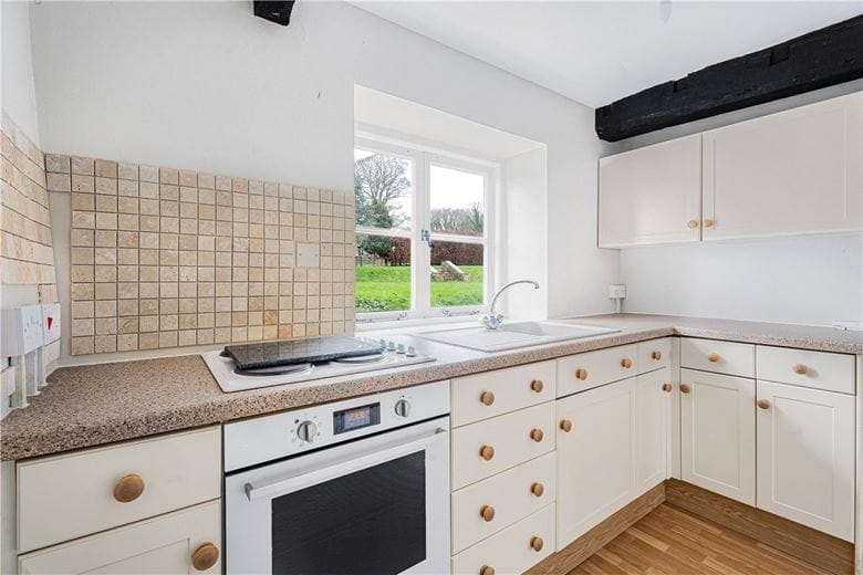 9 bedroom house, Turweston, Brackley NN13 - Available