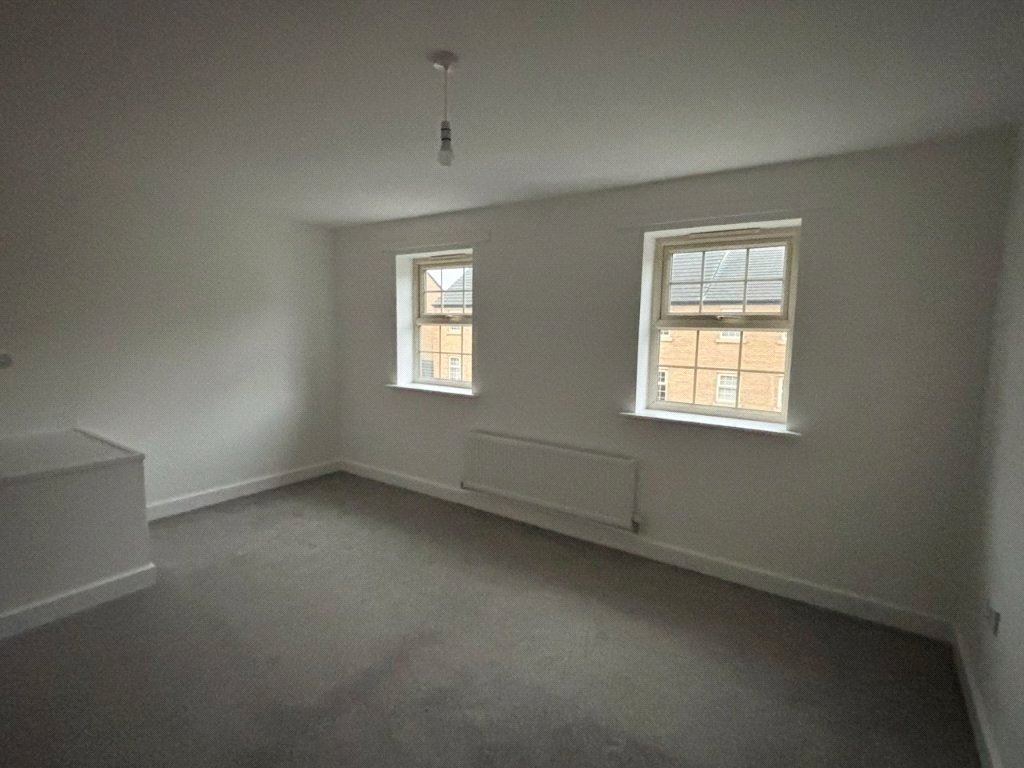 5 bedroom house, Comelybank Drive, Mexborough S64 - Available