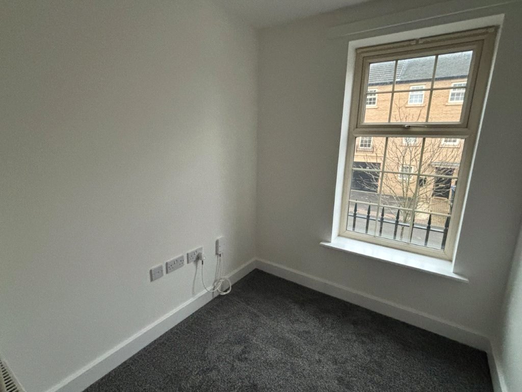 5 bedroom house, Comelybank Drive, Mexborough S64 - Available