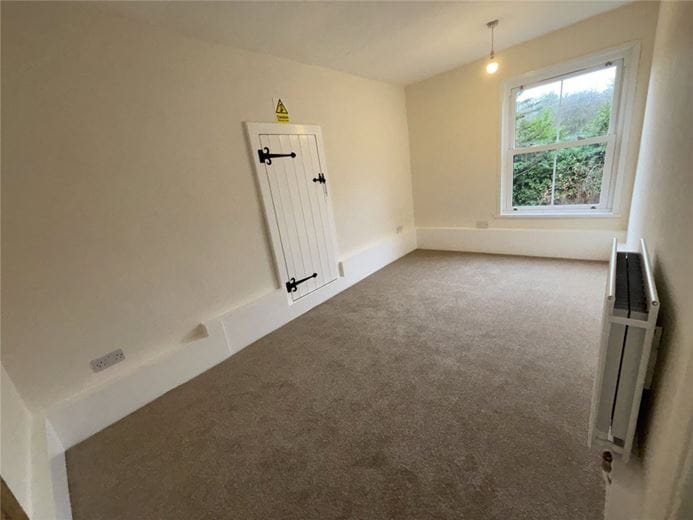 2 bedroom cottage, Park Farm, Willesley Woodside LE65 - Available