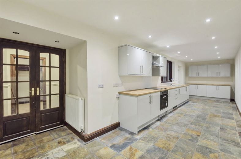 4 bedroom house, Chesterfield Road, Barlborough S43 - Available