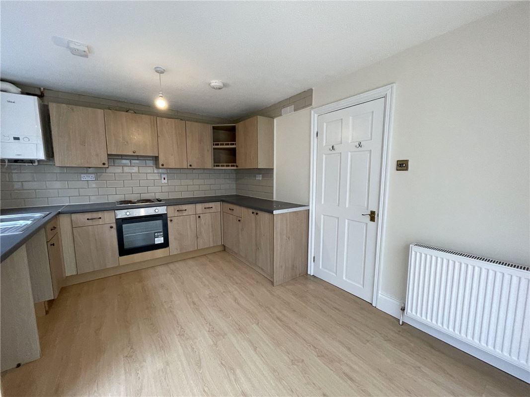 3 bedroom house, Westerton Drive, Bramley S66 - Available