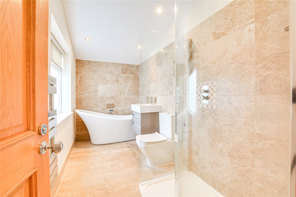 3 bedroom house, Wigshaw Lane, Culcheth WA3 - Let Agreed