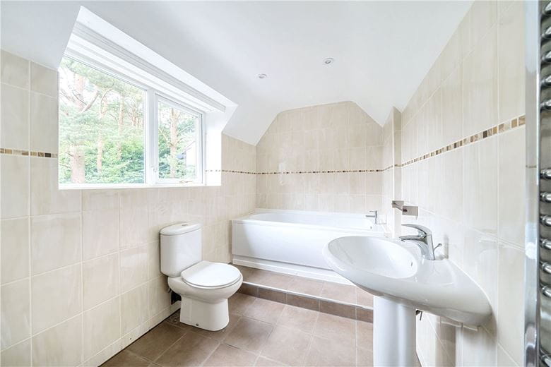 4 bedroom house, Whitmore Heath, Newcastle ST5 - Available