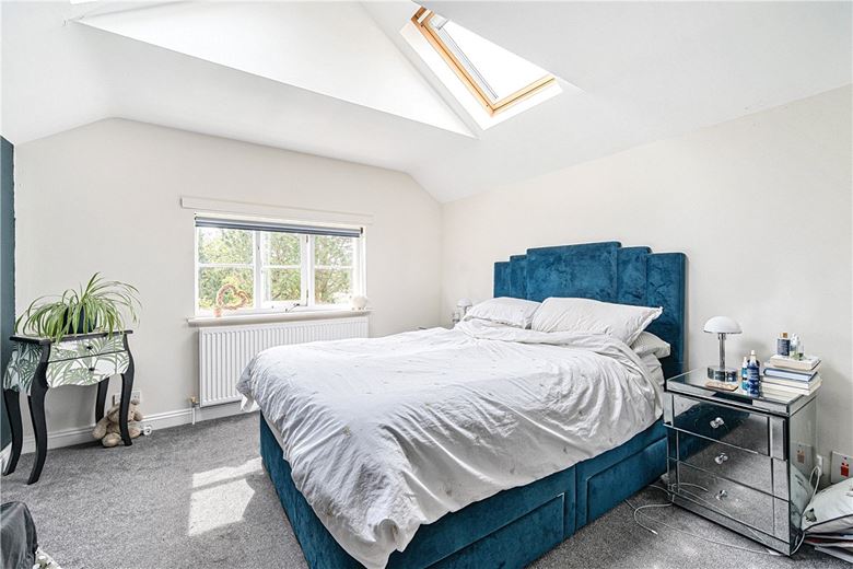 3 bedroom house, Hoo Green Lane, Mere WA16 - Available