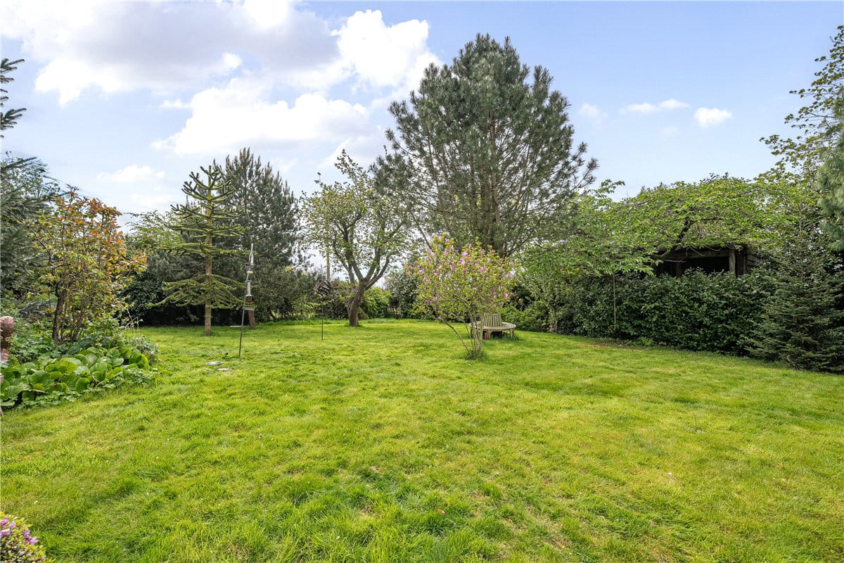 3 bedroom house, Hoo Green Lane, Mere WA16 - Available