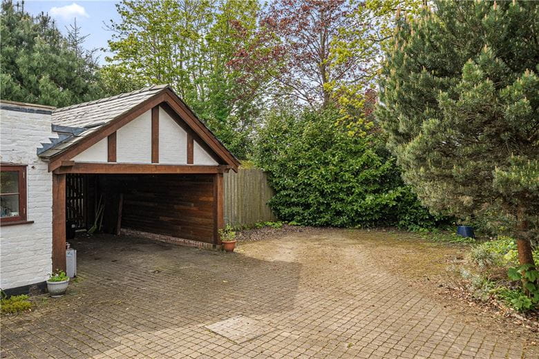 3 bedroom house, Hoo Green Lane, Mere WA16 - Available