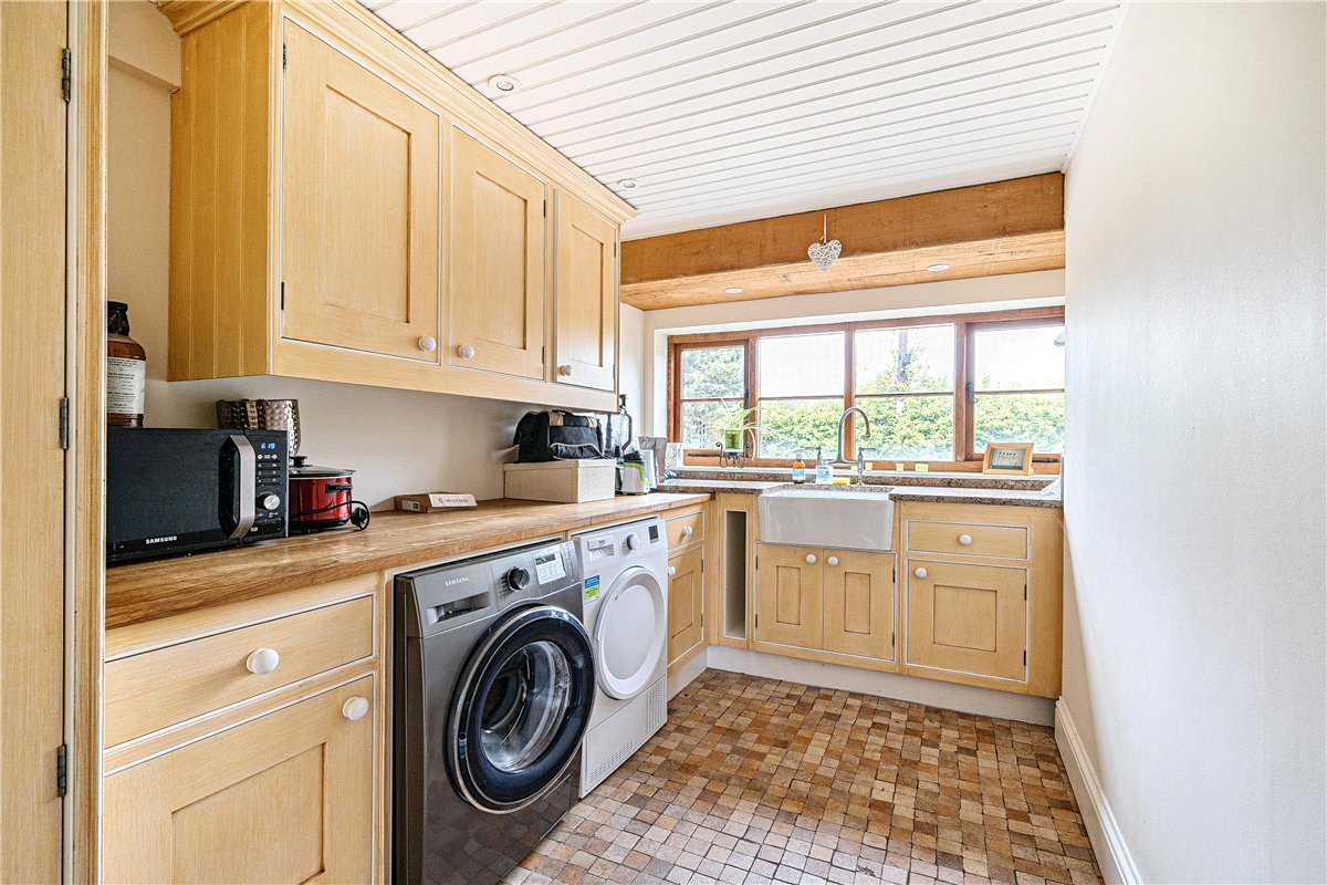 3 bedroom house, Hoo Green Lane, Mere WA16 - Available