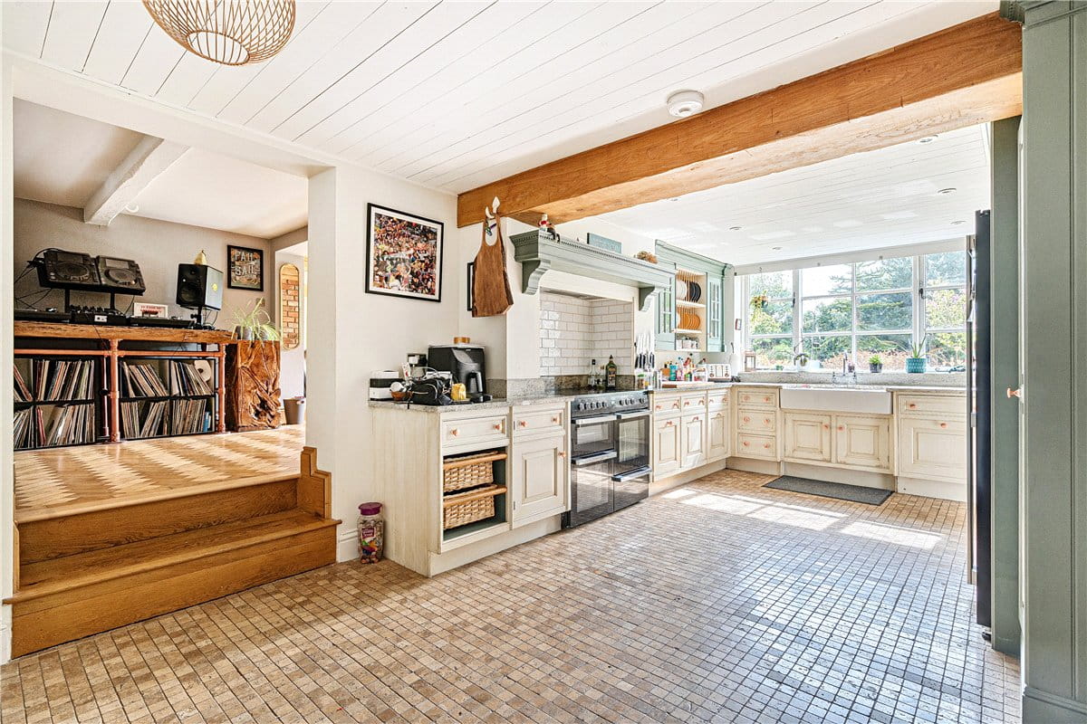 3 bedroom house, Hoo Green Lane, Mere WA16 - Available